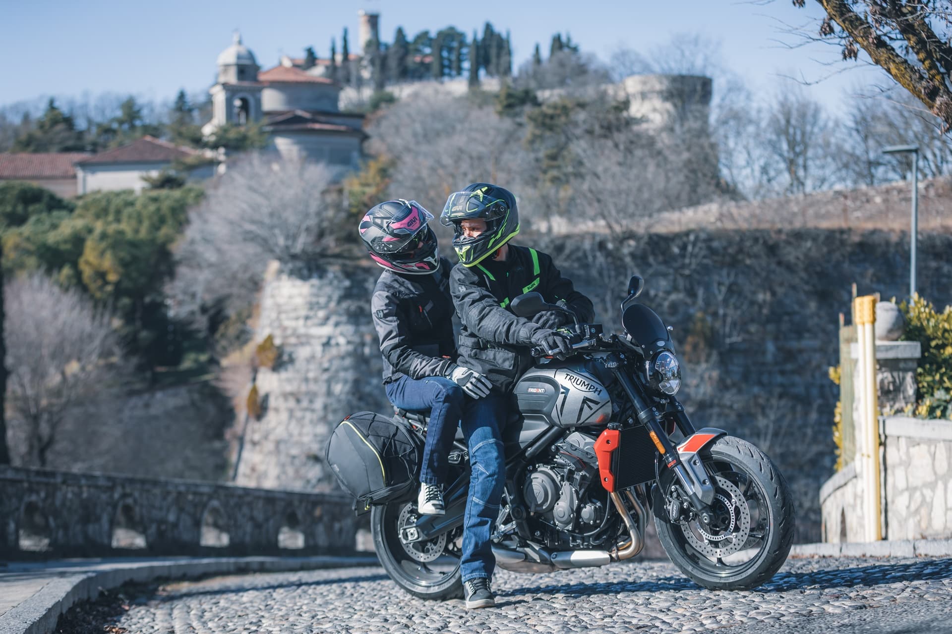 Cascos GIVI 50.8 y 50.9: Dos integrales cargados de personalidad al alcance de todos