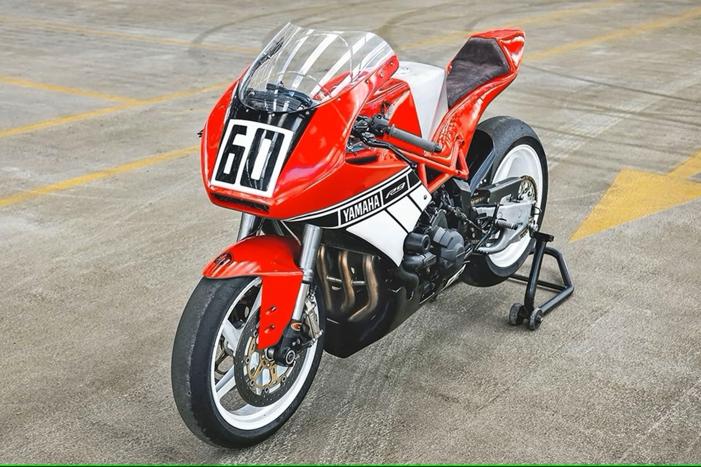 Yamaha R9 de Sebastian Hipperson