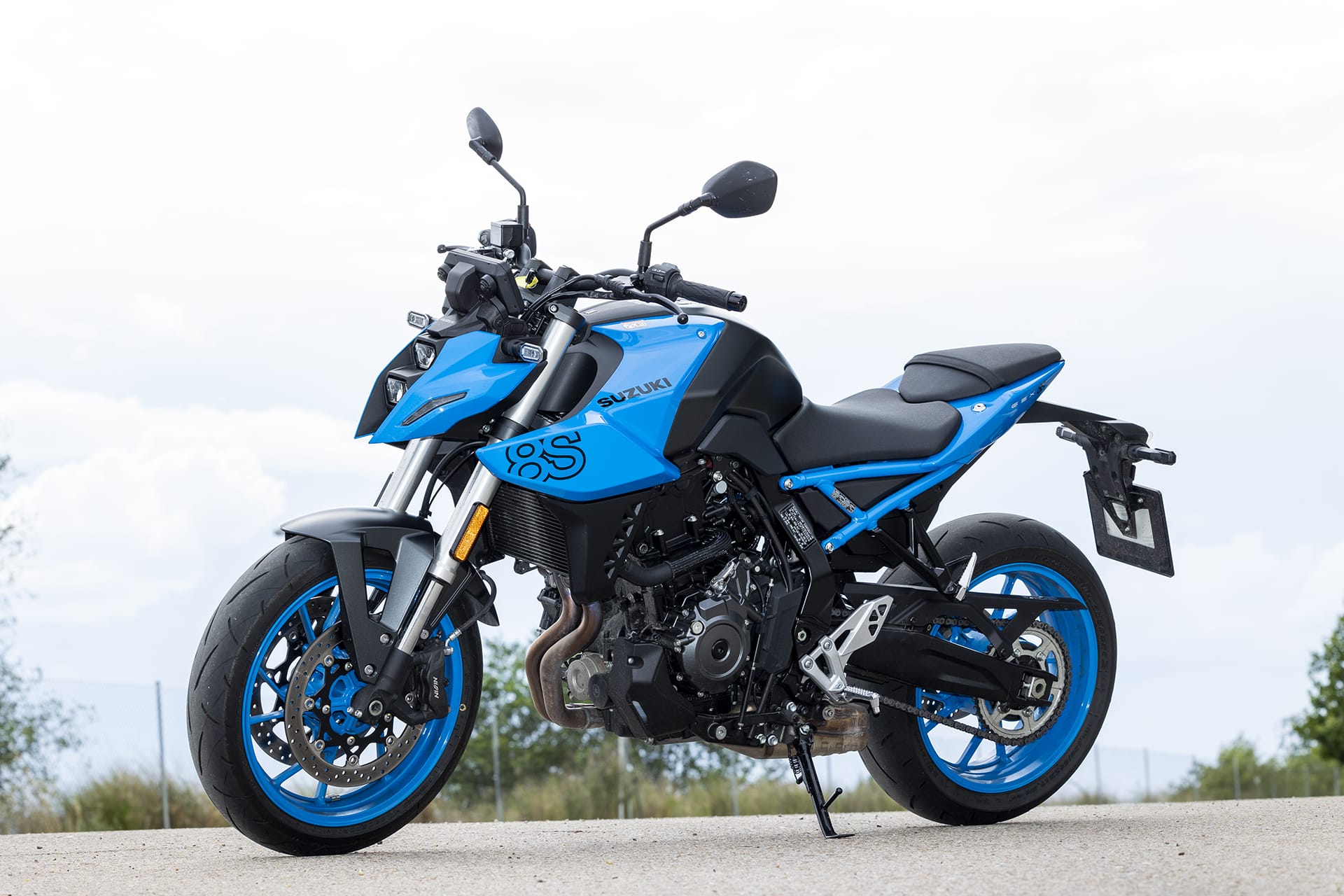 Comparativa Suzuki GSX8S / Honda CB750 Hornet