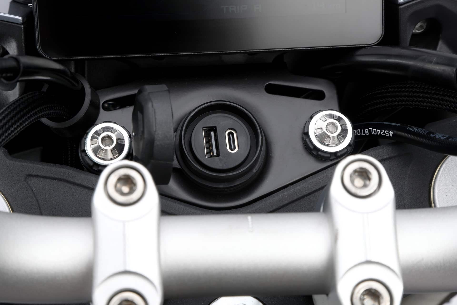 QJMOTOR SRK 125 S