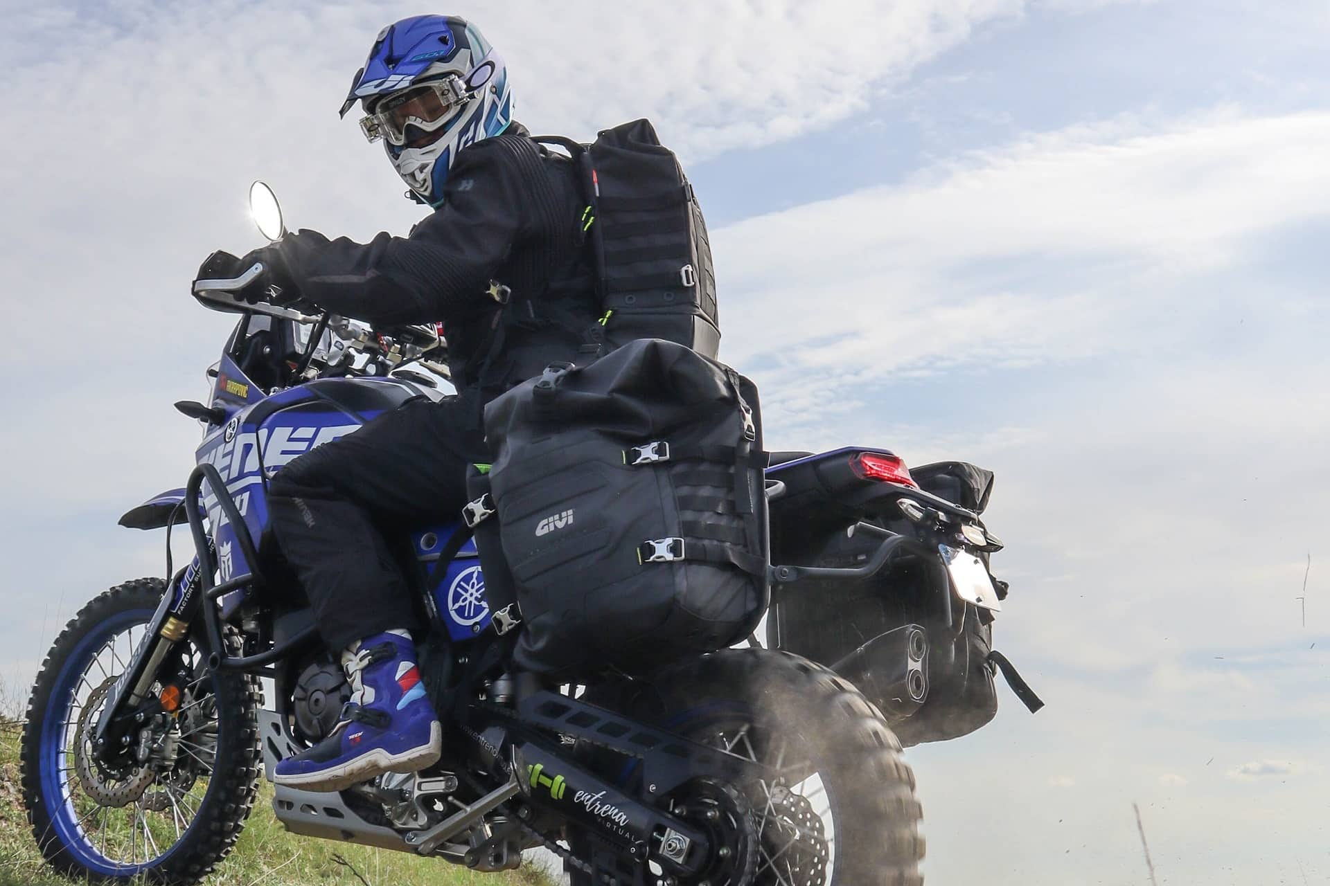 Conoce el amplio catálogo GIVI para equipar la Yamaha Ténéré 700