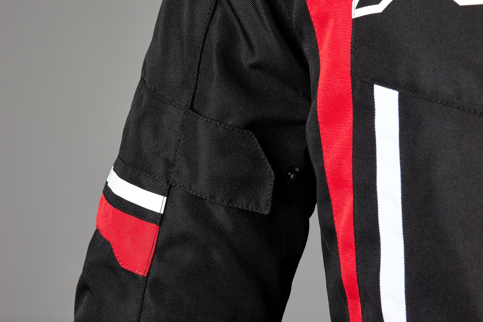 Chaqueta RST Pilot EVO; máxima seguridad con una relación calidad-precio de 10
