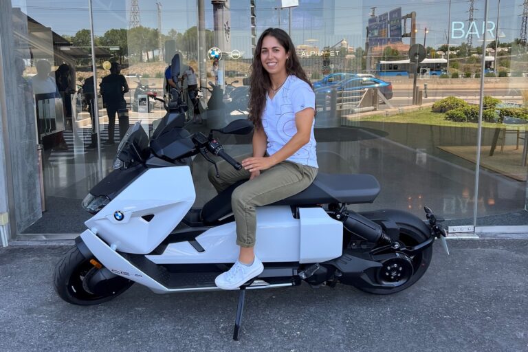 Maria Herrera nueva embajadora de BMW Motorrad
