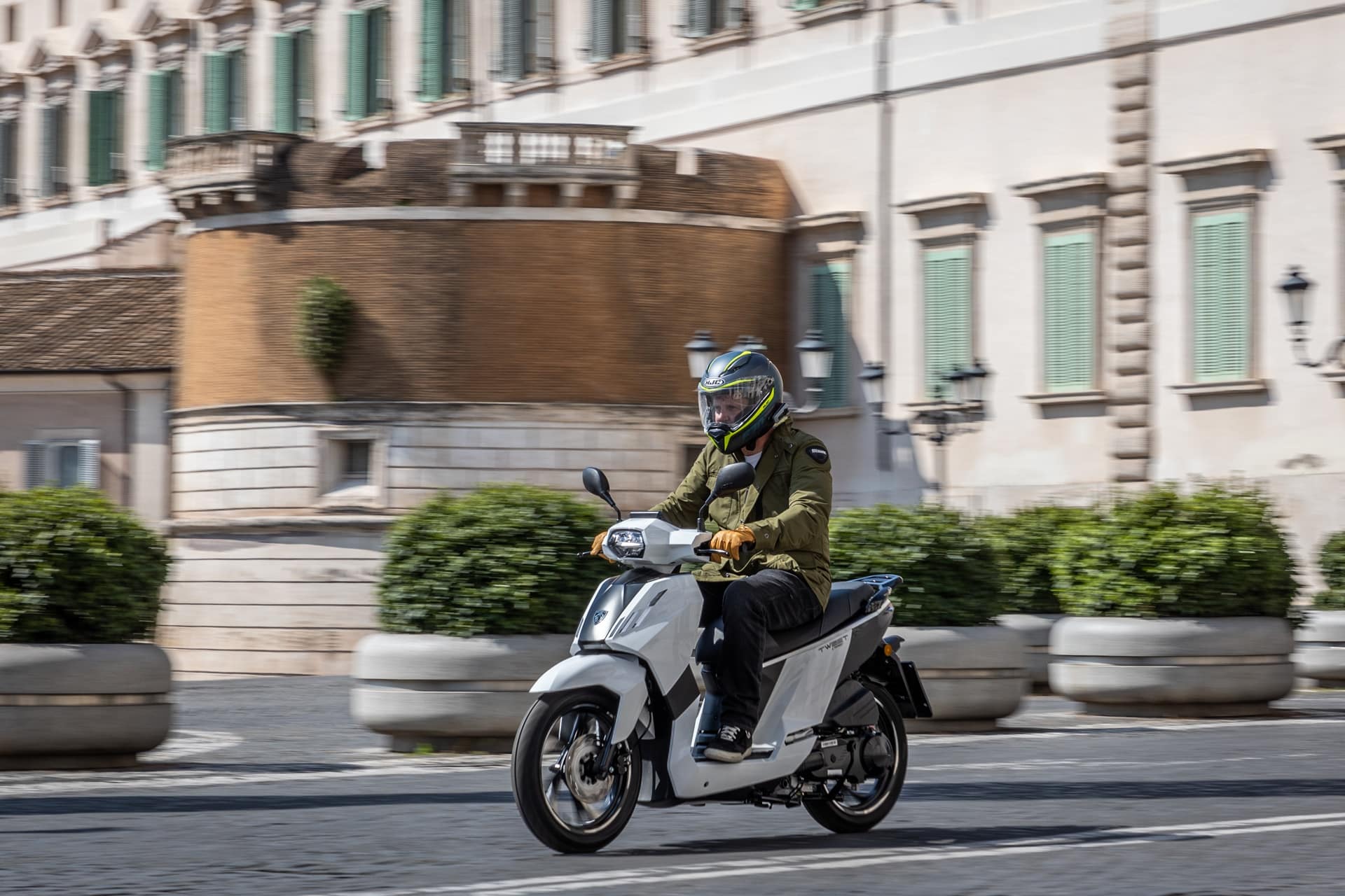 Prueba Peugeot Tweet 125 2023