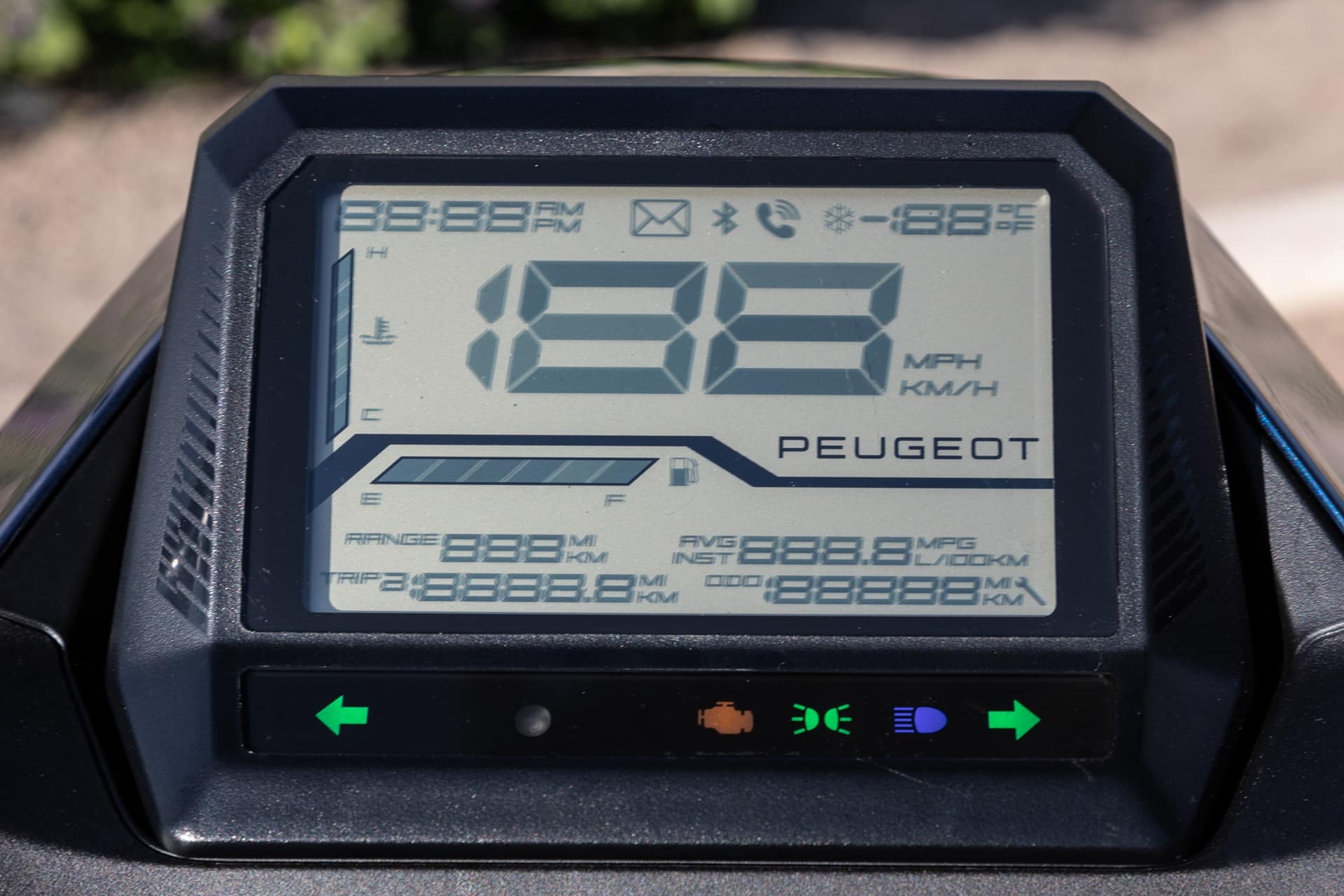 Prueba Peugeot Tweet 125 2023