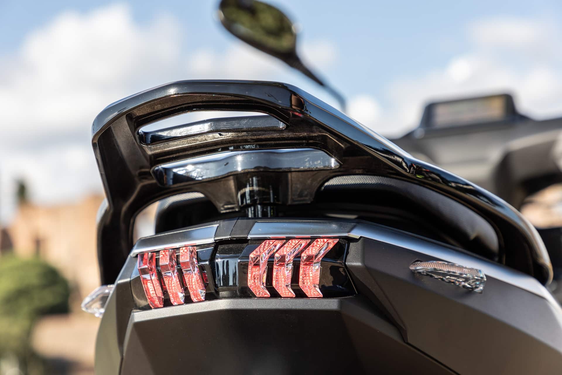 Prueba Peugeot Tweet 125 2023