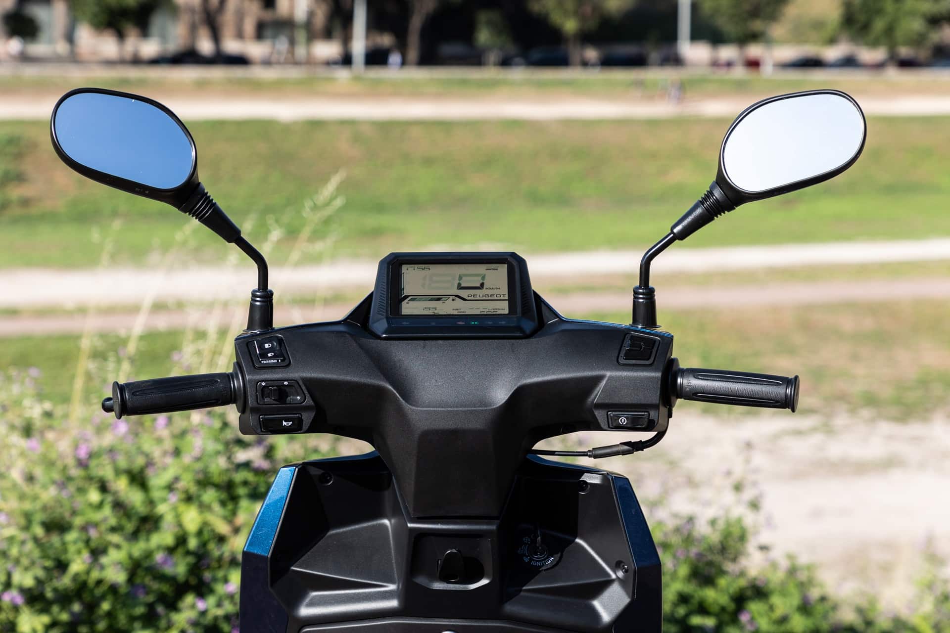 Prueba Peugeot Tweet 125 2023