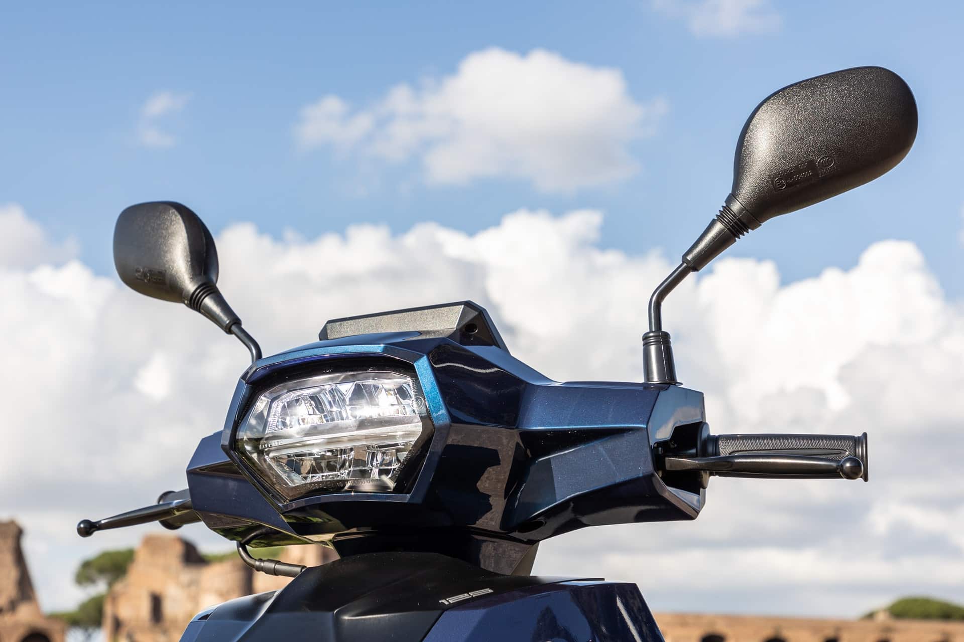 Prueba Peugeot Tweet 125 2023