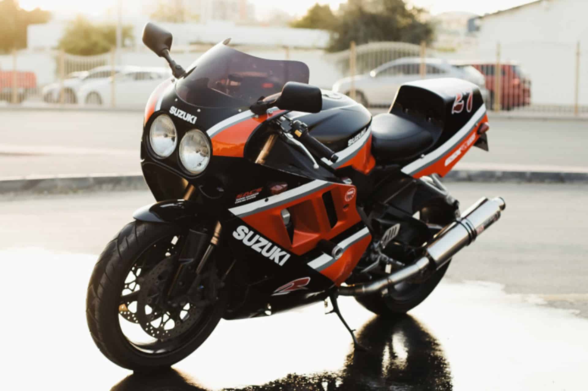 Suzuki GSX-R1000 K7 2007 "Slingshot": "Regreso al pasado 3.0"