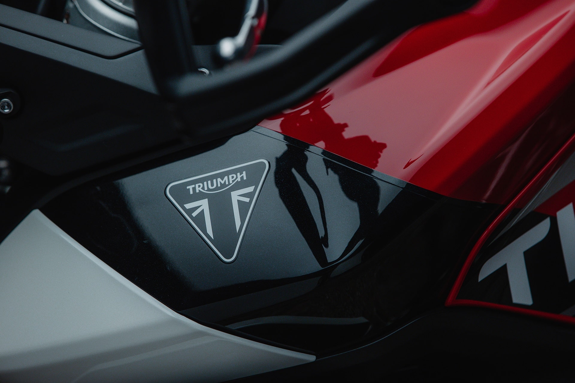 Nuevas Triumph Tiger 900 Aragón Edition: Máximo rendimiento envuelto en un exclusivo diseño