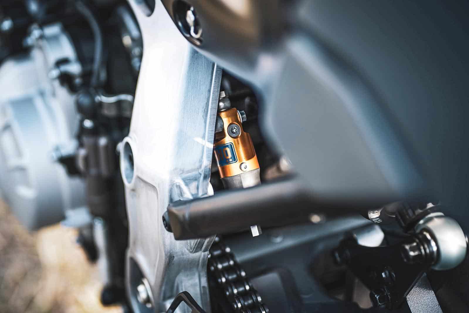 Yamaha XSR900 DB40