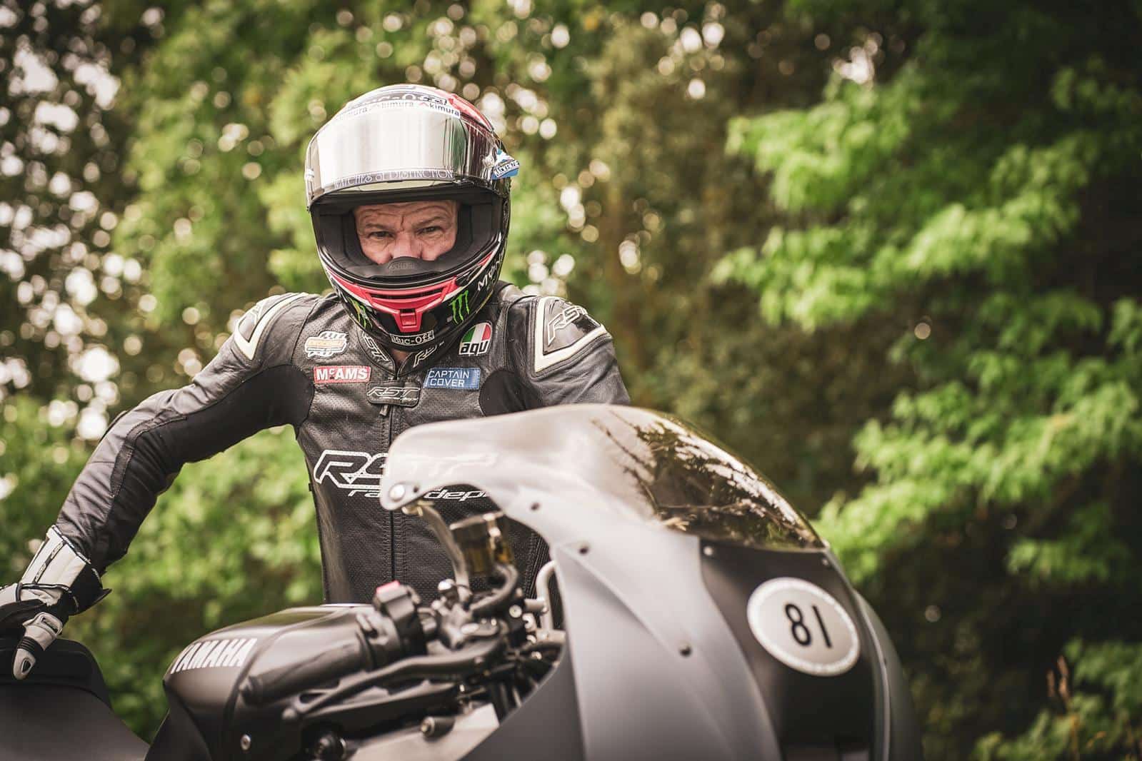 Yamaha XSR900 DB40