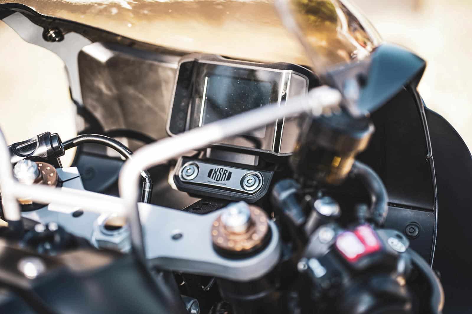 Yamaha XSR900 DB40