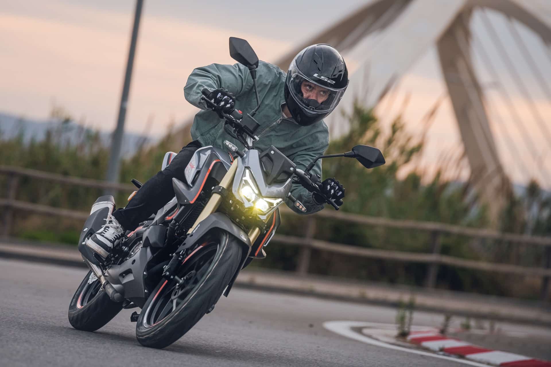 QJMOTOR SRK 125 S