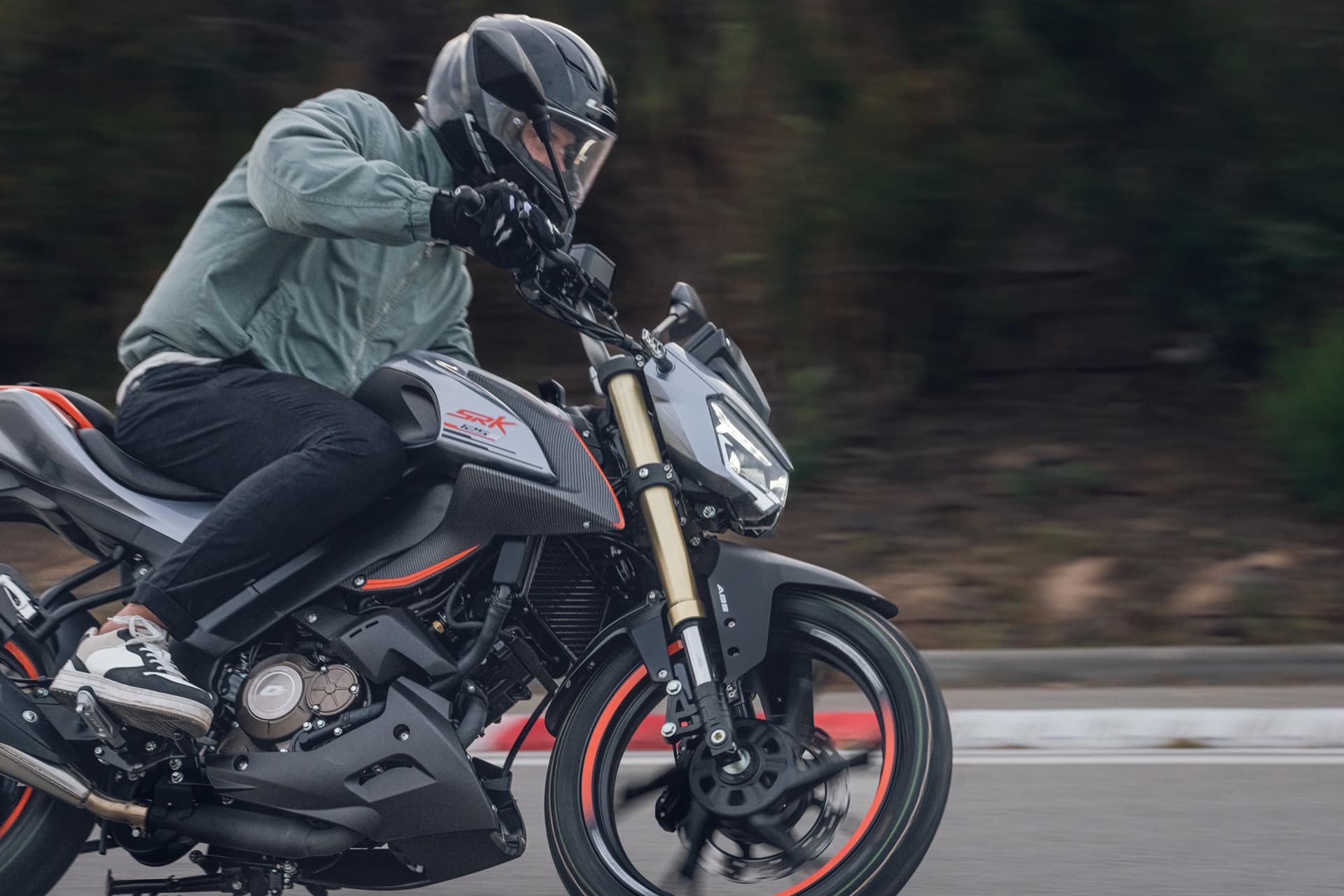 QJMOTOR SRK 125 S