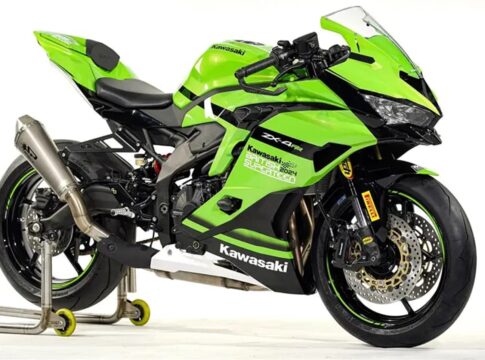 Regresa el British Superteen para 2024, con la Kawasaki ZX-4RR