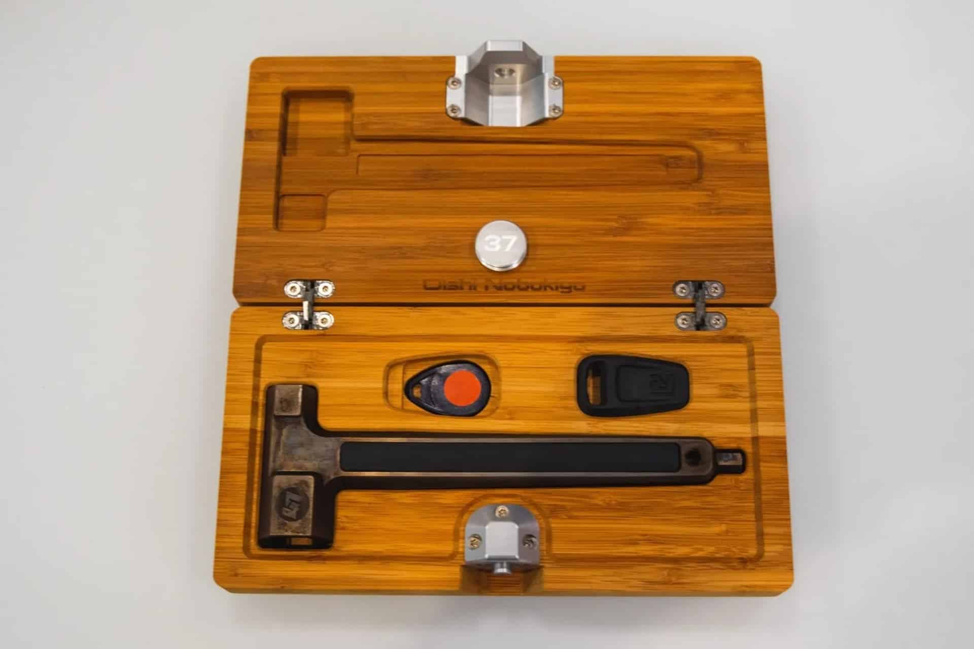 Subastada recientemente una de las exóticas Ronin Motorworks 47