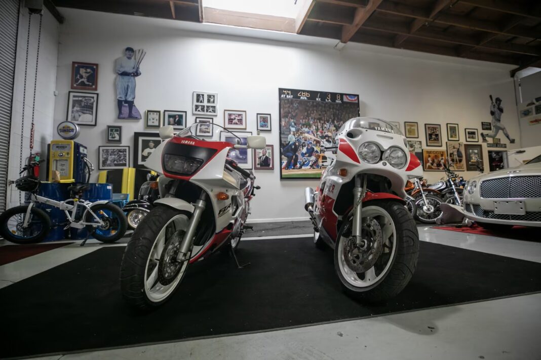 Yamaha FZR-R 750 OW01 y FZR400 RR-SP de 1990