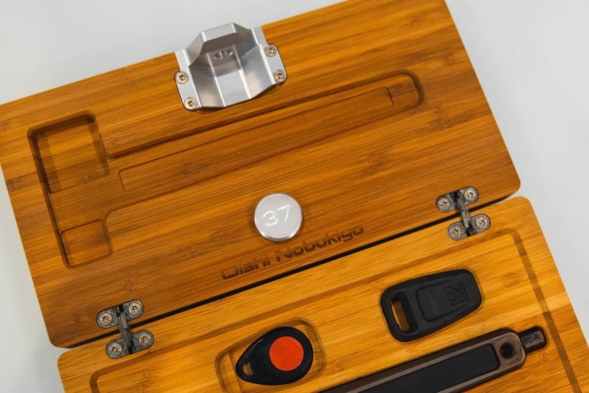 Subastada recientemente una de las exóticas Ronin Motorworks 47