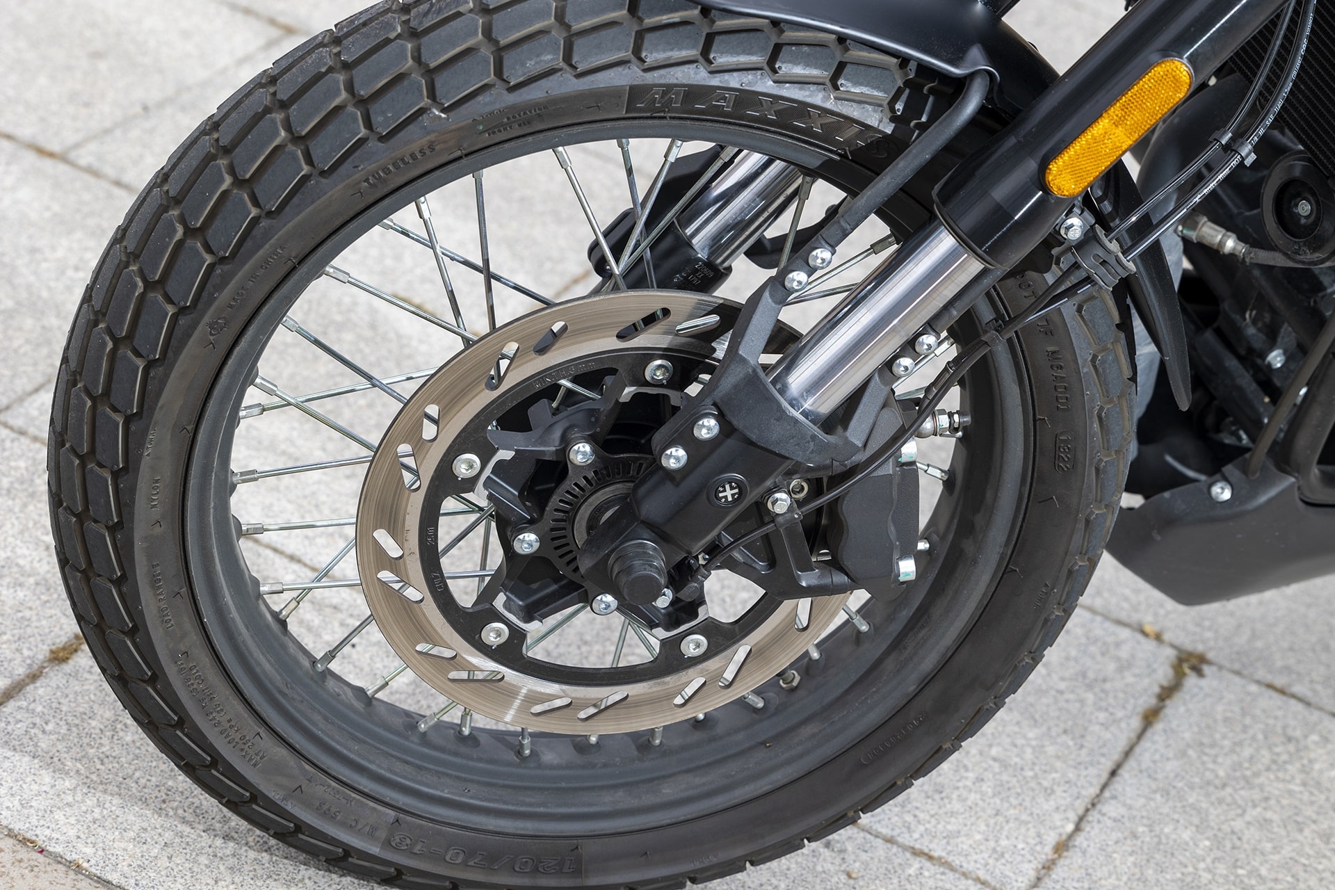 Prueba Brixton Crossfire 125