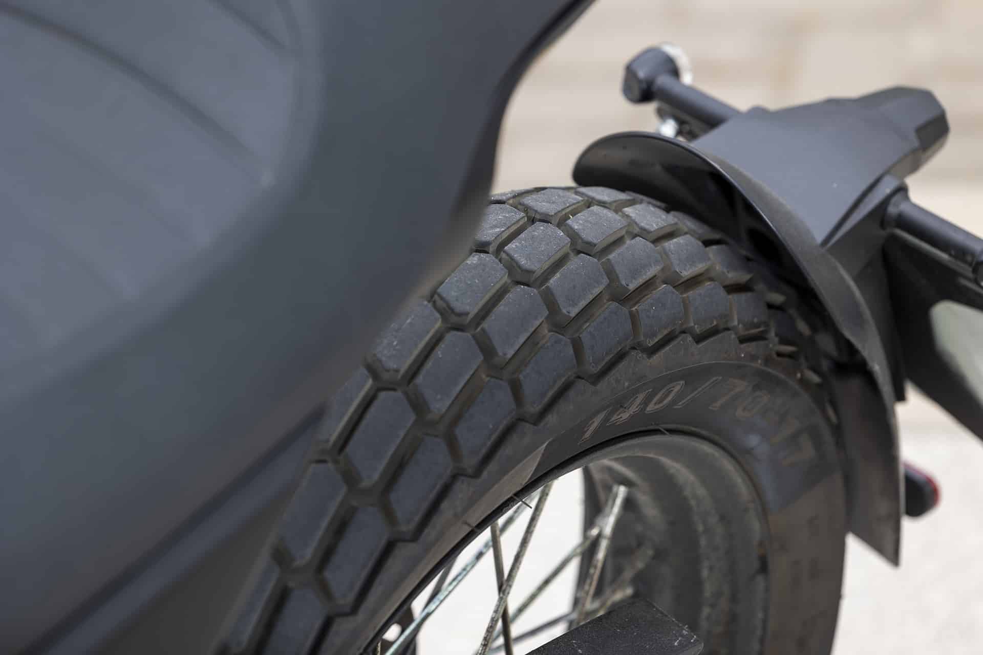 Prueba Brixton Crossfire 125