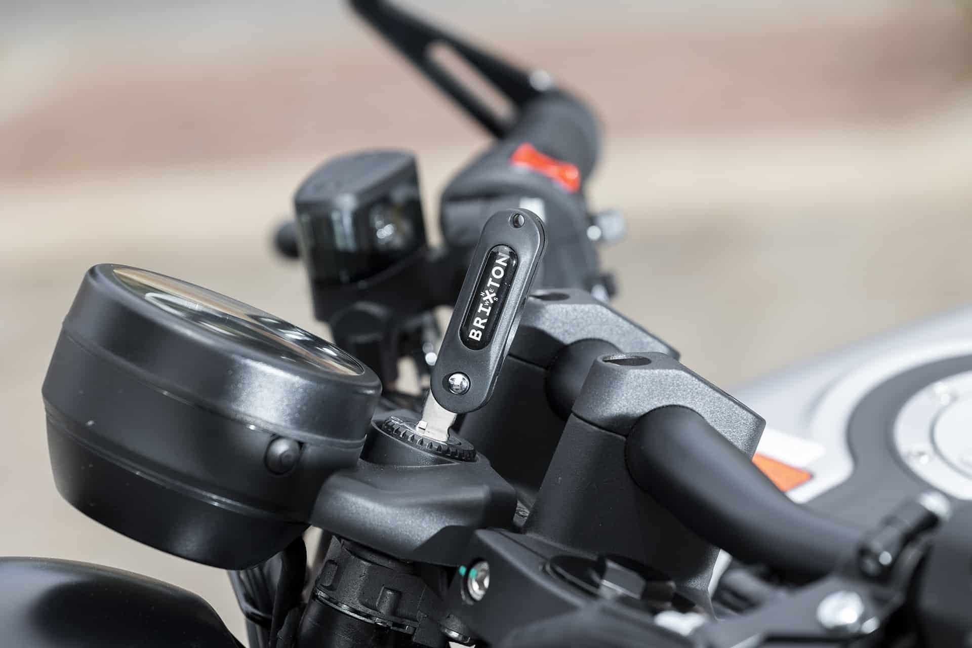 Prueba Brixton Crossfire 125