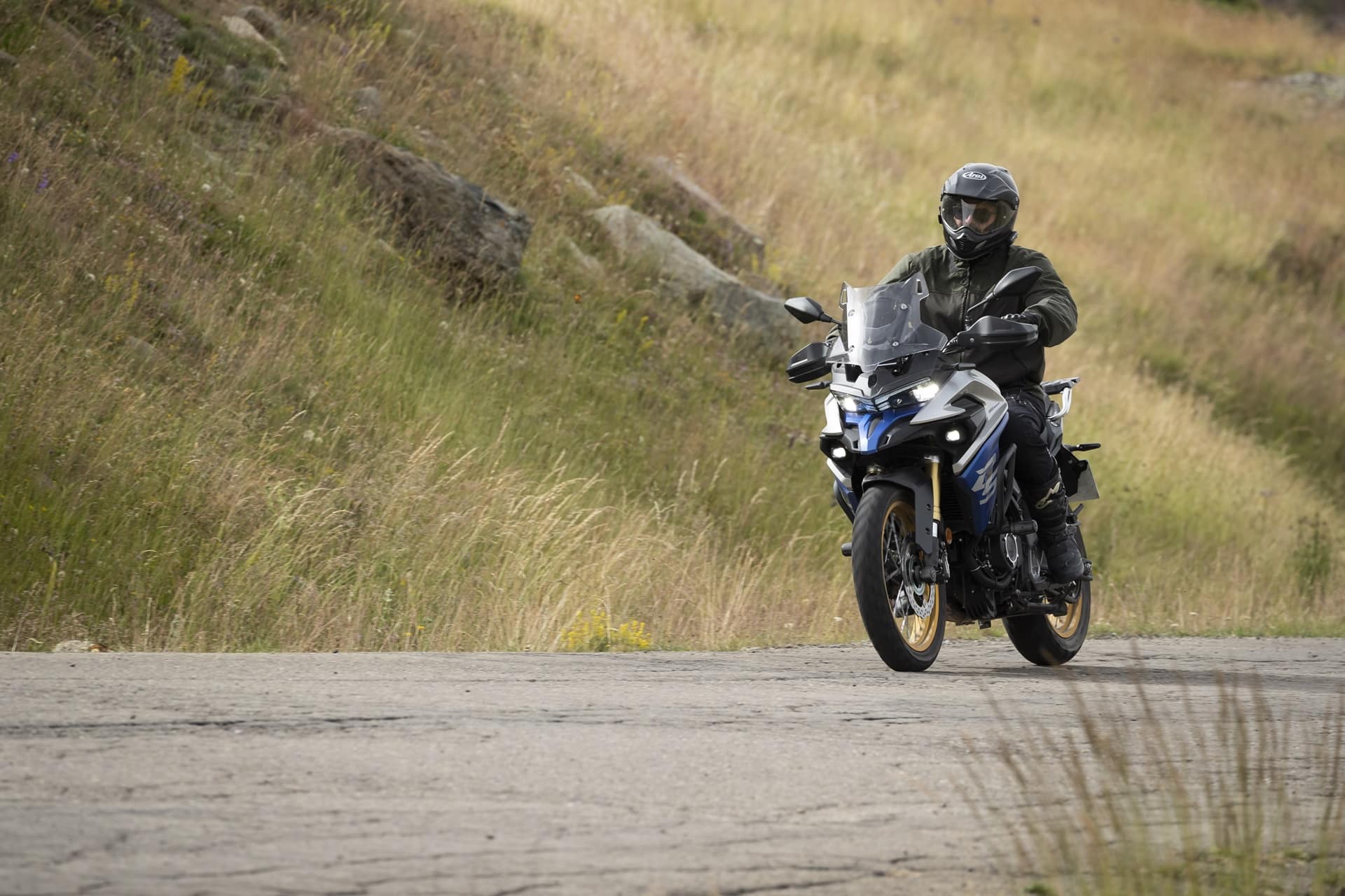 Prueba Voge 525 DSX 2023