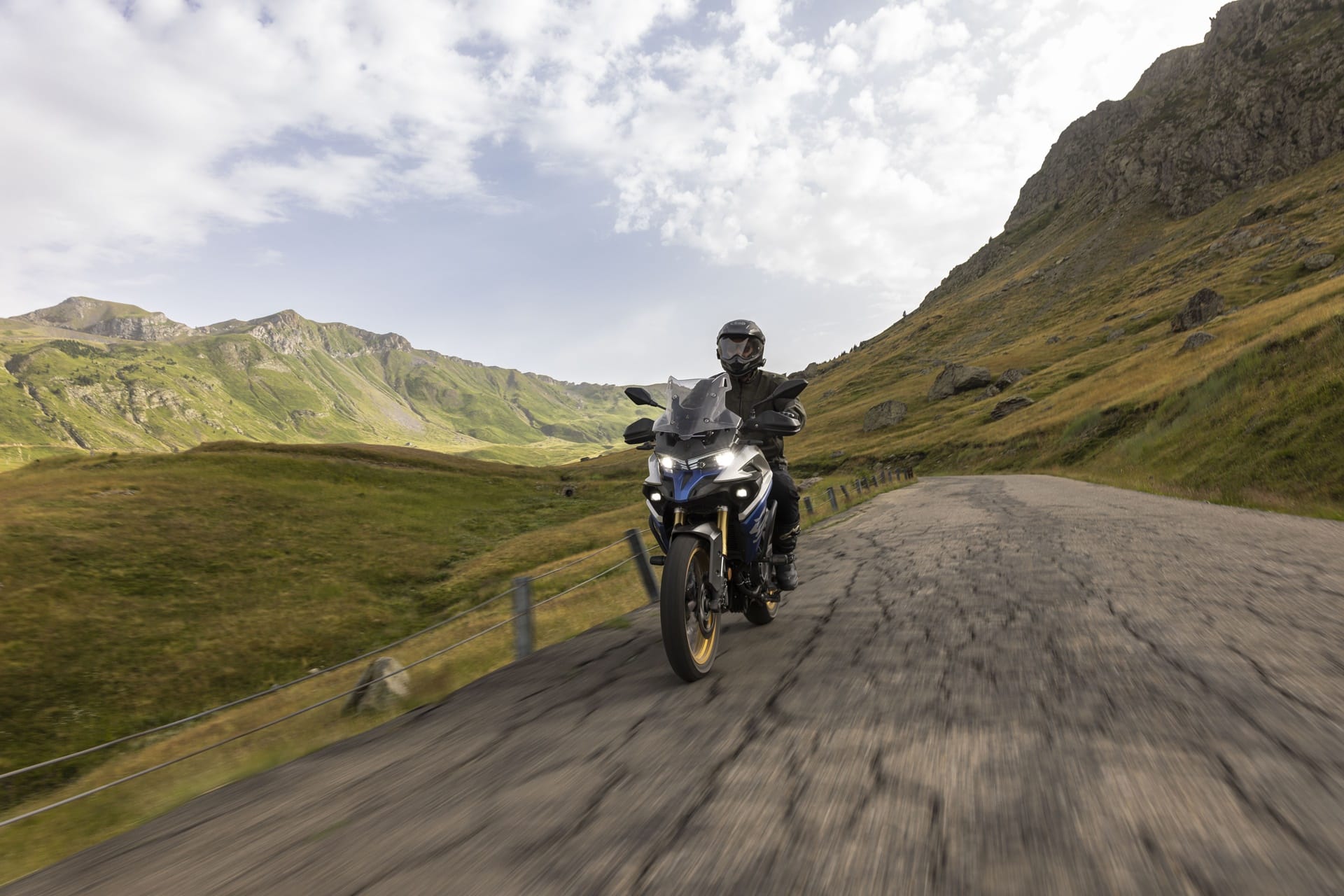 Prueba Voge 525 DSX 2023