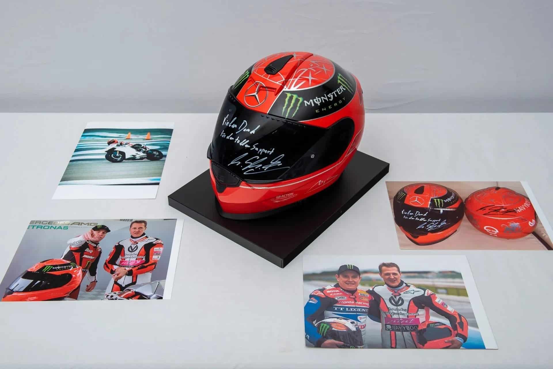 A subasta 4 cascos de moto de Michael Schumacher