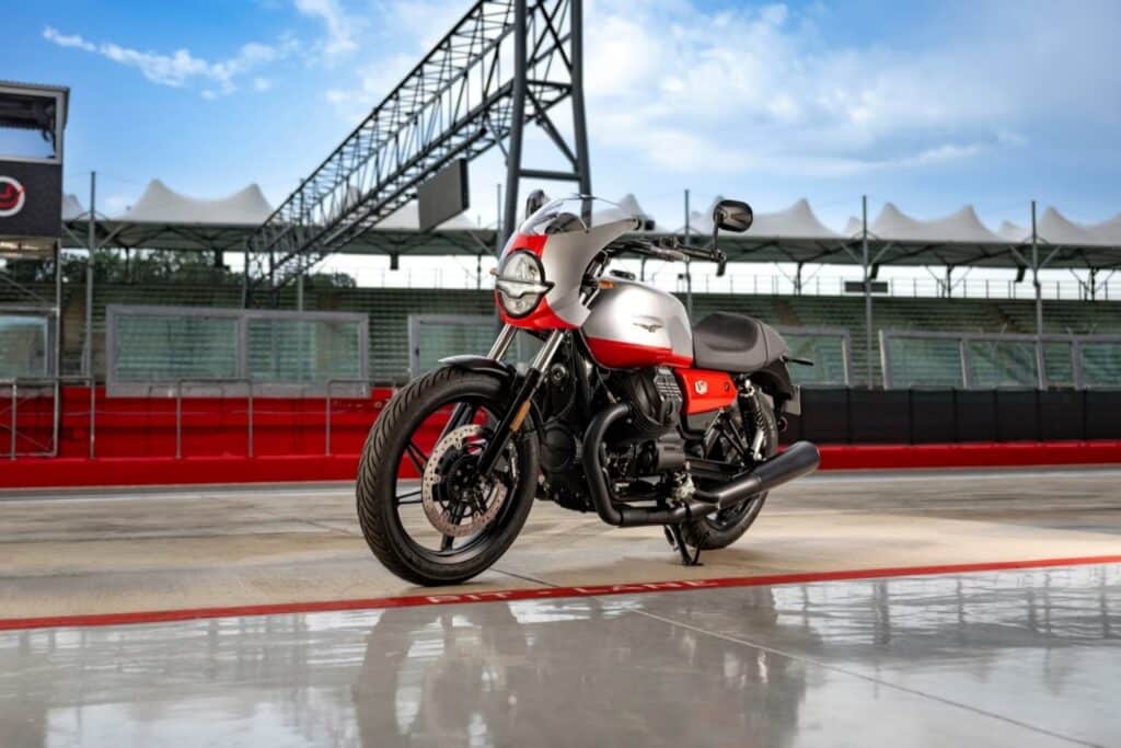 Transmission Par Cardan Pour Moto Guzzi V7 Stone - Modèles 2021 à 2024 - Occasion 2500 Km