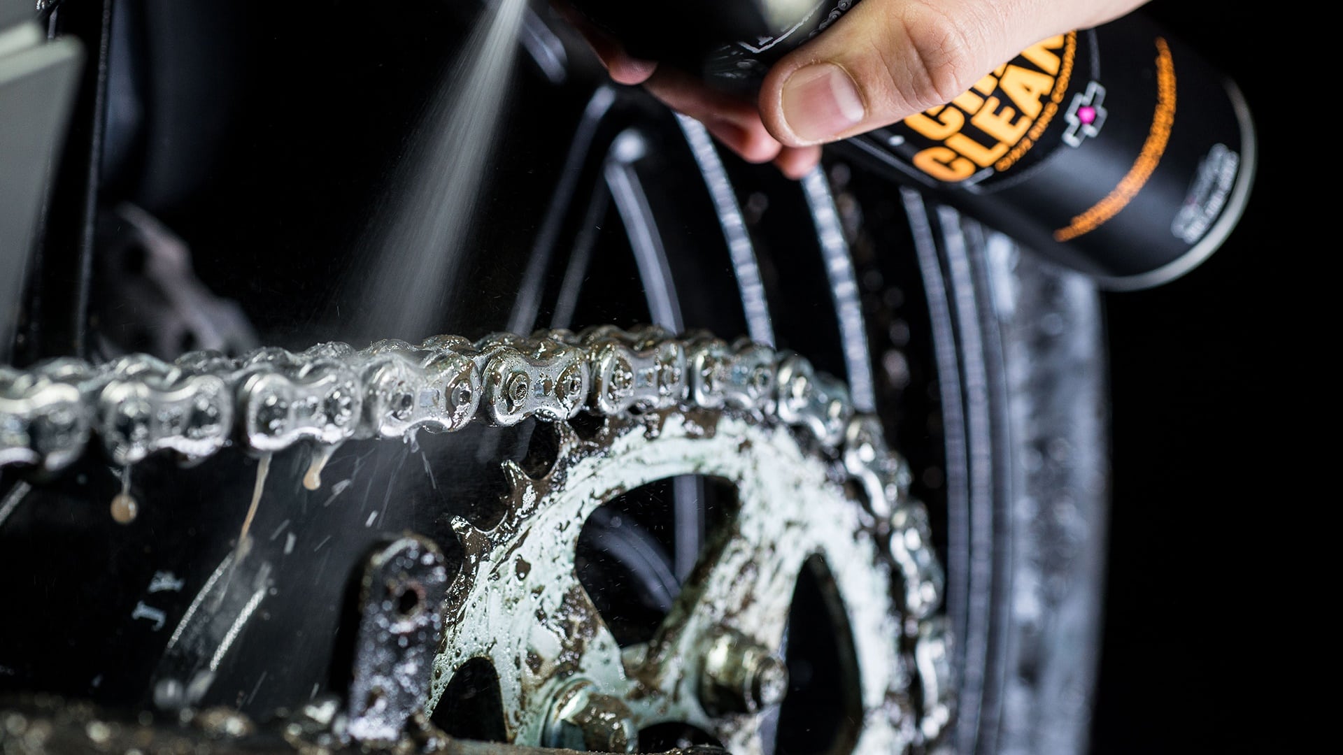 Gama de productos Muc-Off: Todo lo necesario para mantener nuestra moto como nueva