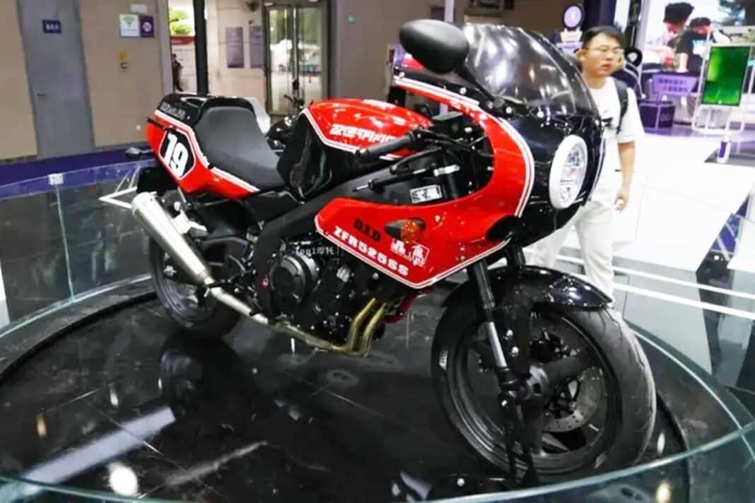 Zeths ZFR 525 SS: A imagen y semejanza de las SBK de resistencia