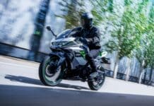 Kawasaki Ninja-e1