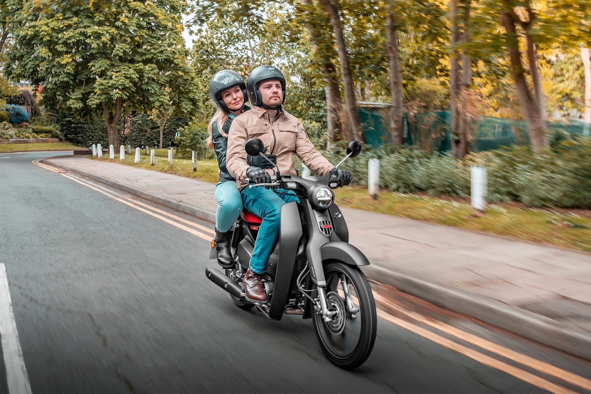 El uso en ciudad de la moto ahorra miles de horas al año