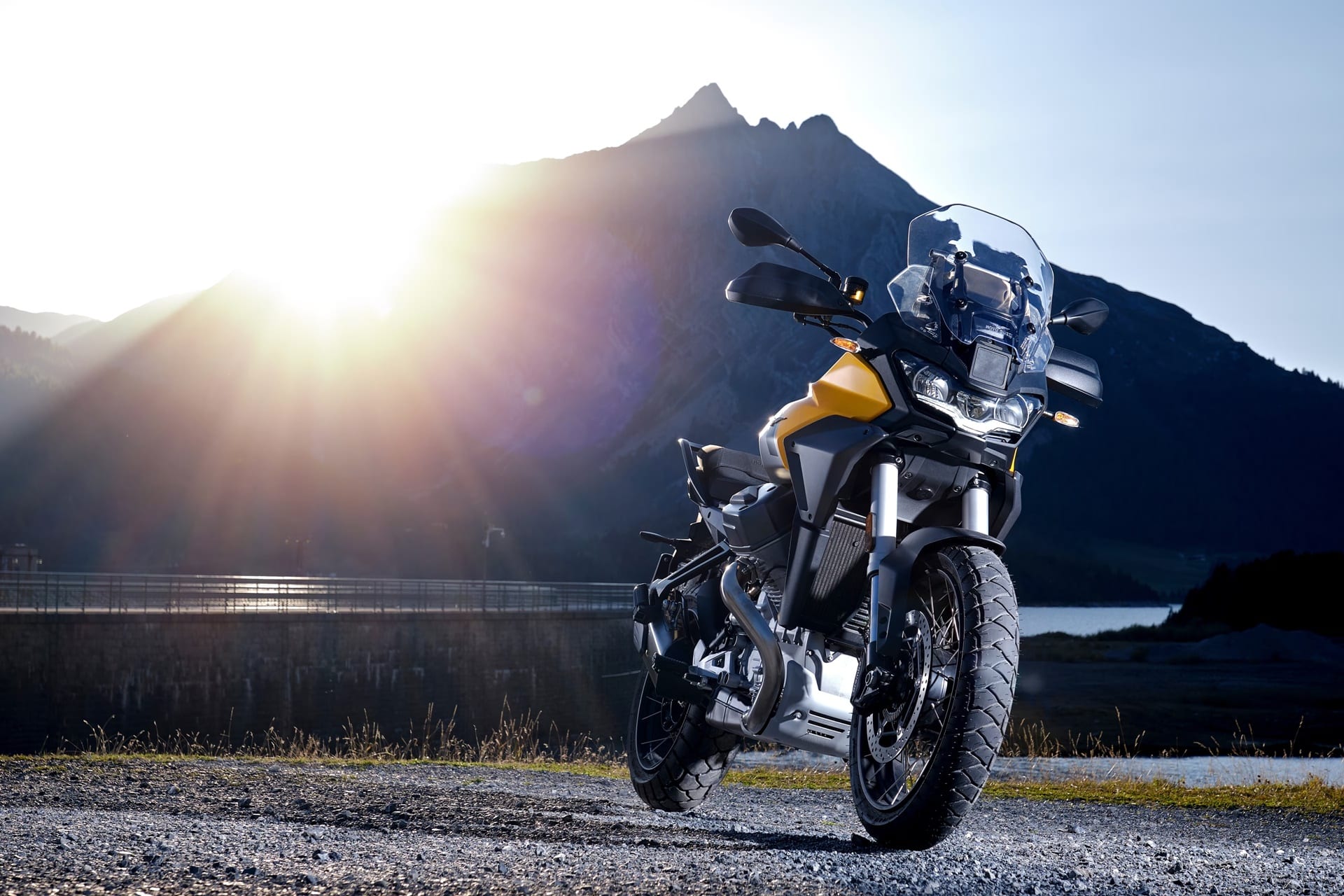 Moto Guzzi Stelvio 2024