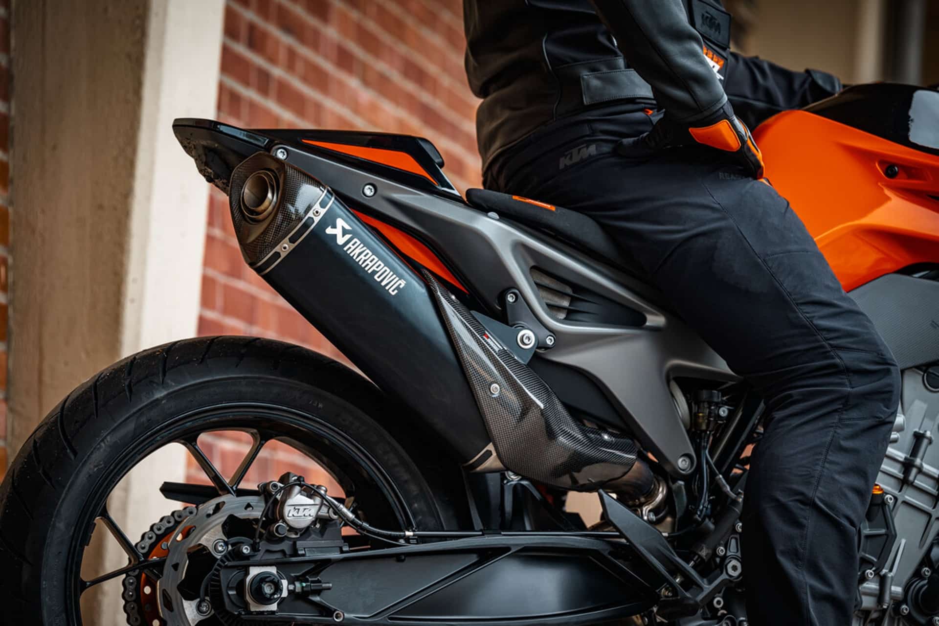 KTM 790 Duke 2024