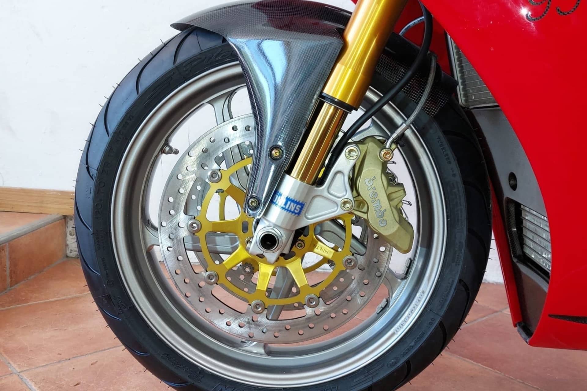 Motos de ensueño a la venta: Ducati 998R de 2003 Nº 628/700