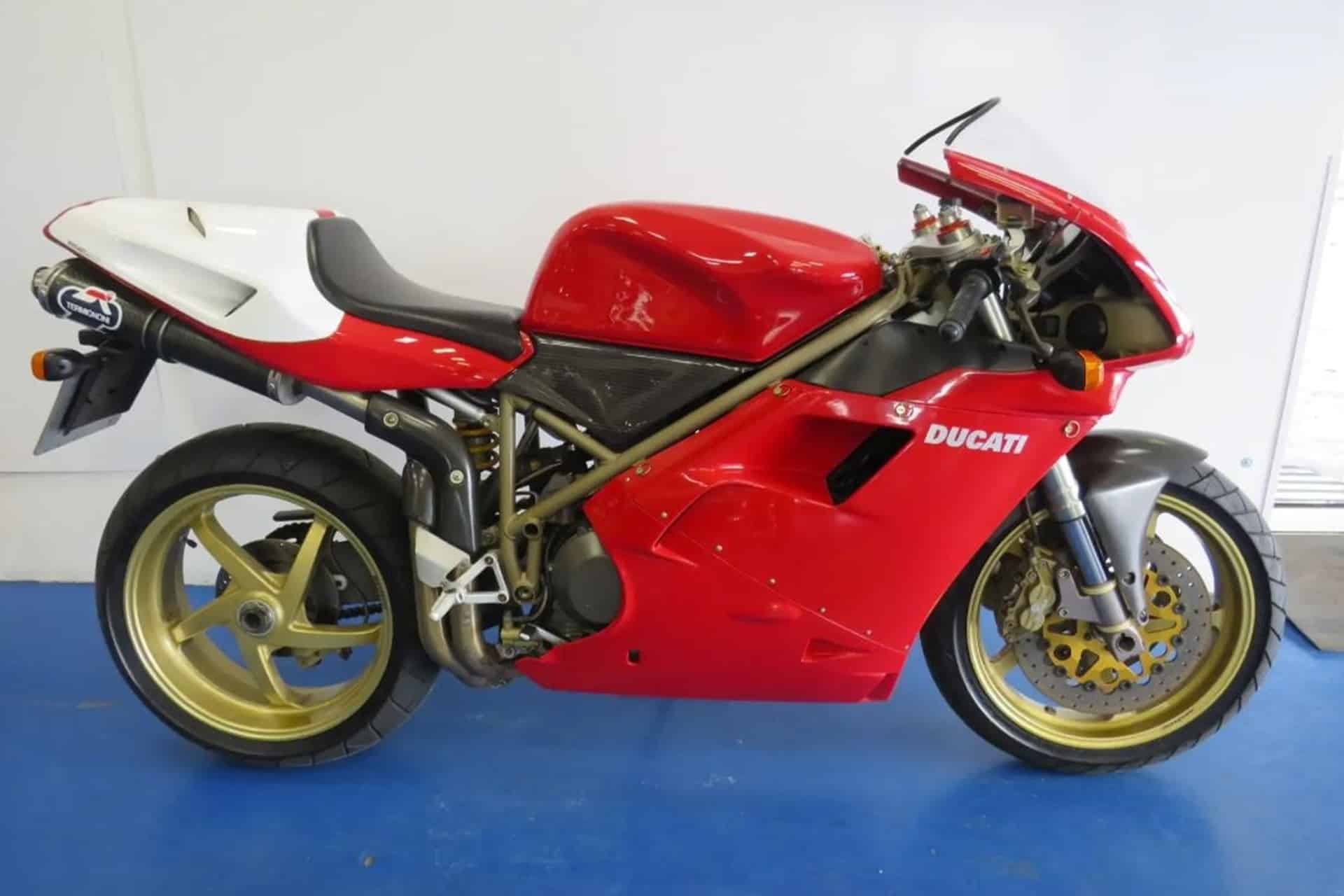 Motos de ensueño a la venta: A subasta 11 ejemplares de Ducati 916