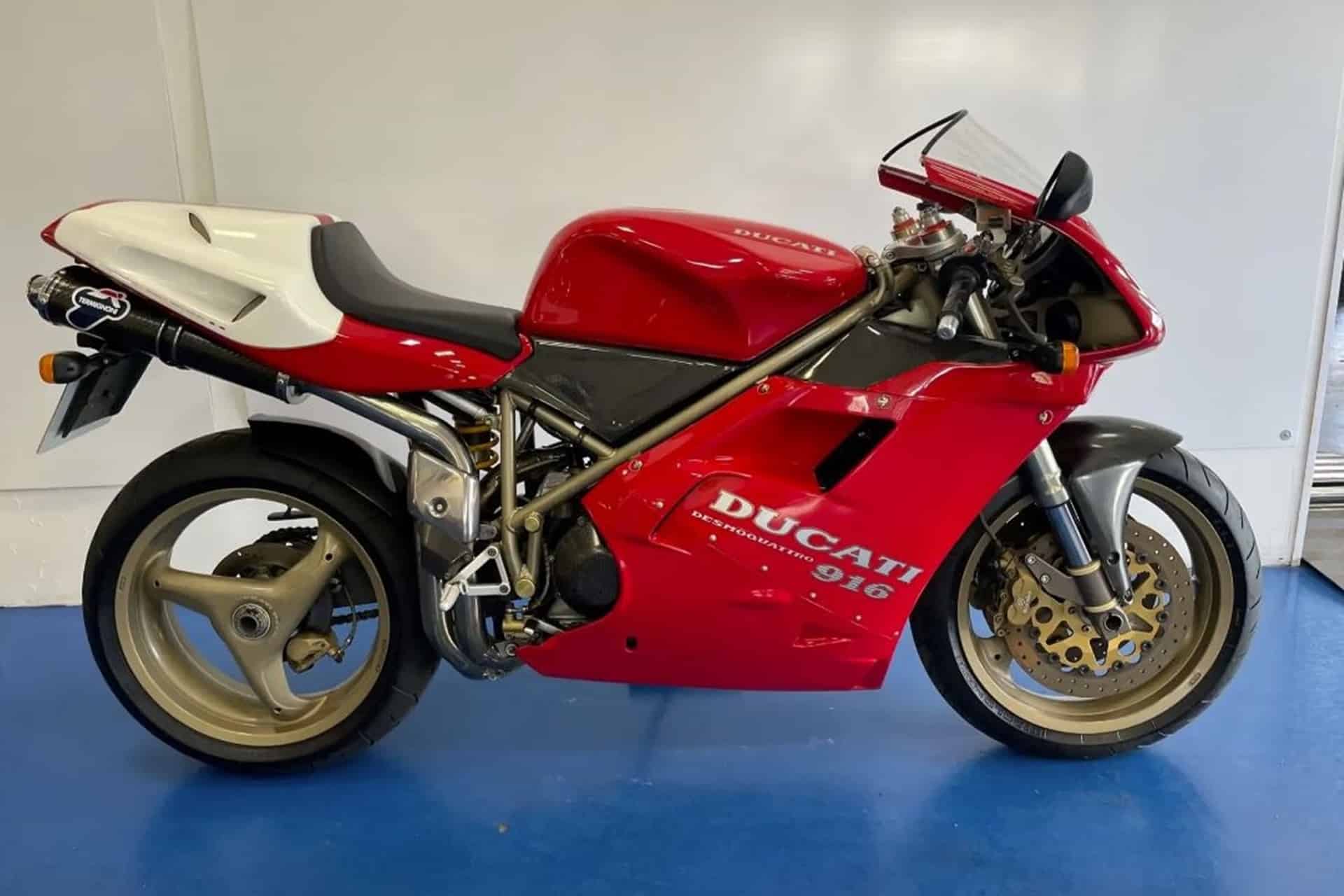Motos de ensueño a la venta: A subasta 11 ejemplares de Ducati 916