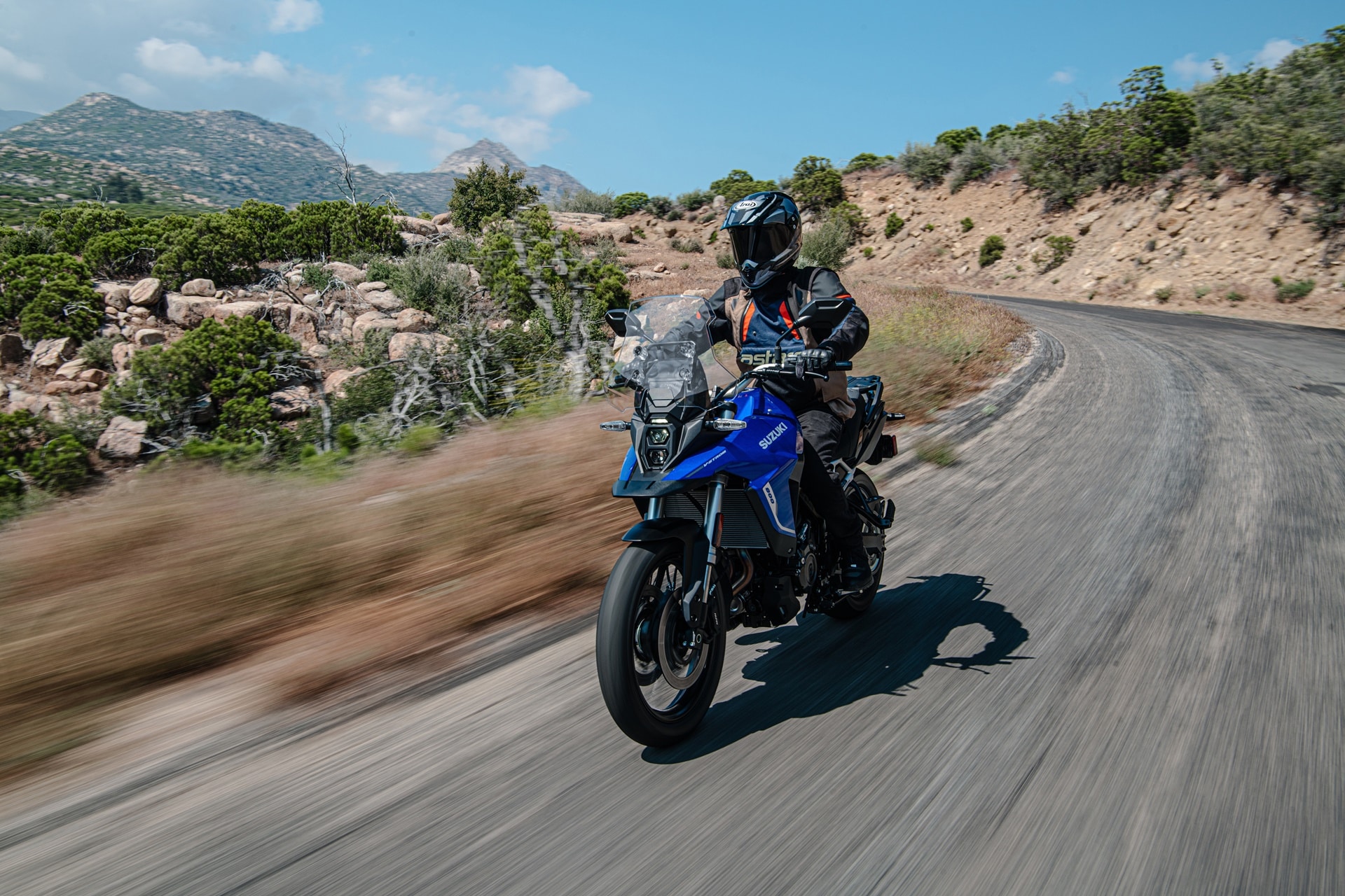 Suzuki V-STROM 800 TECH 2024