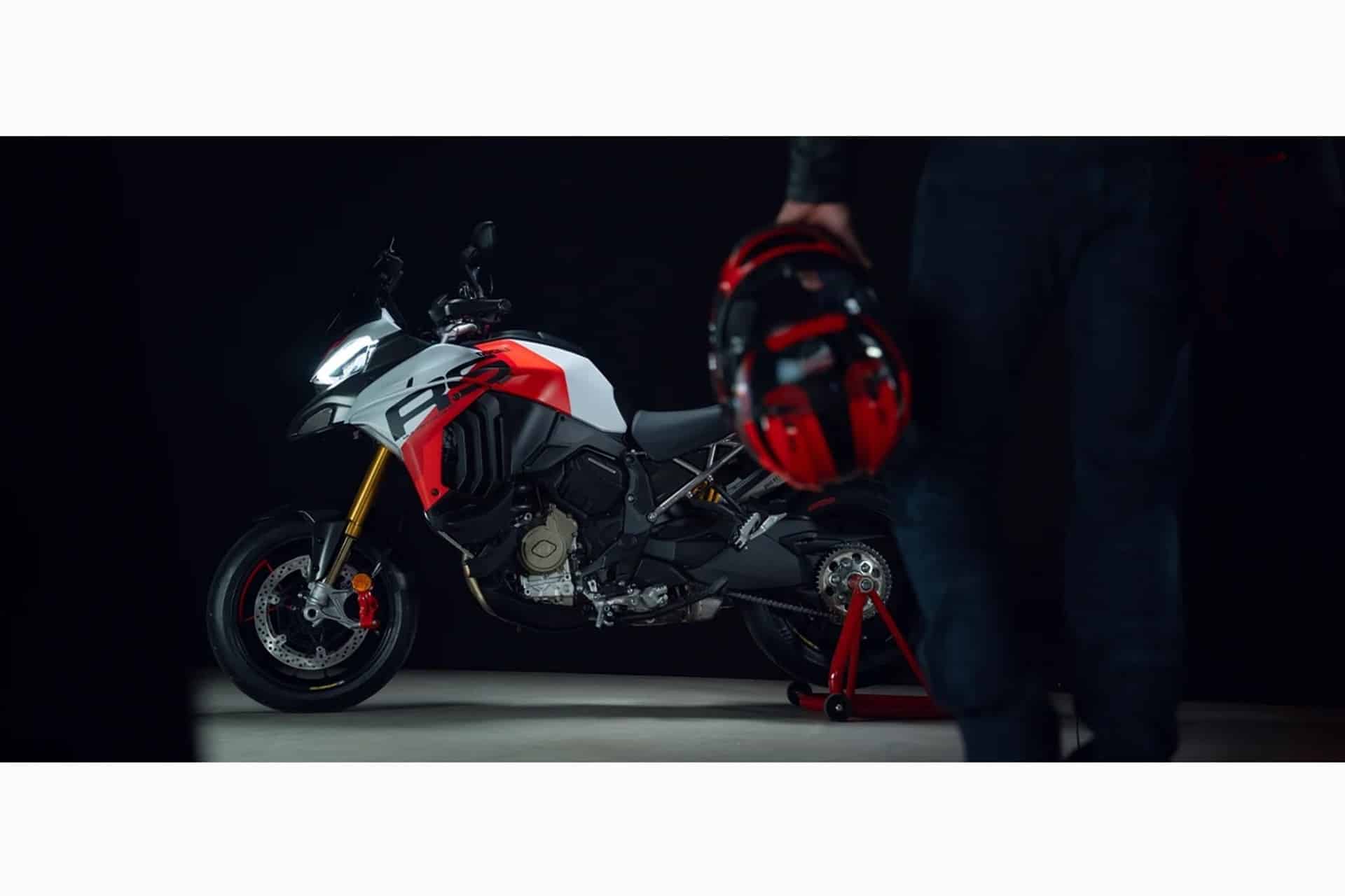 Ducati Multistrada V4 RS: Turismo prestacional "cuore sportivo"