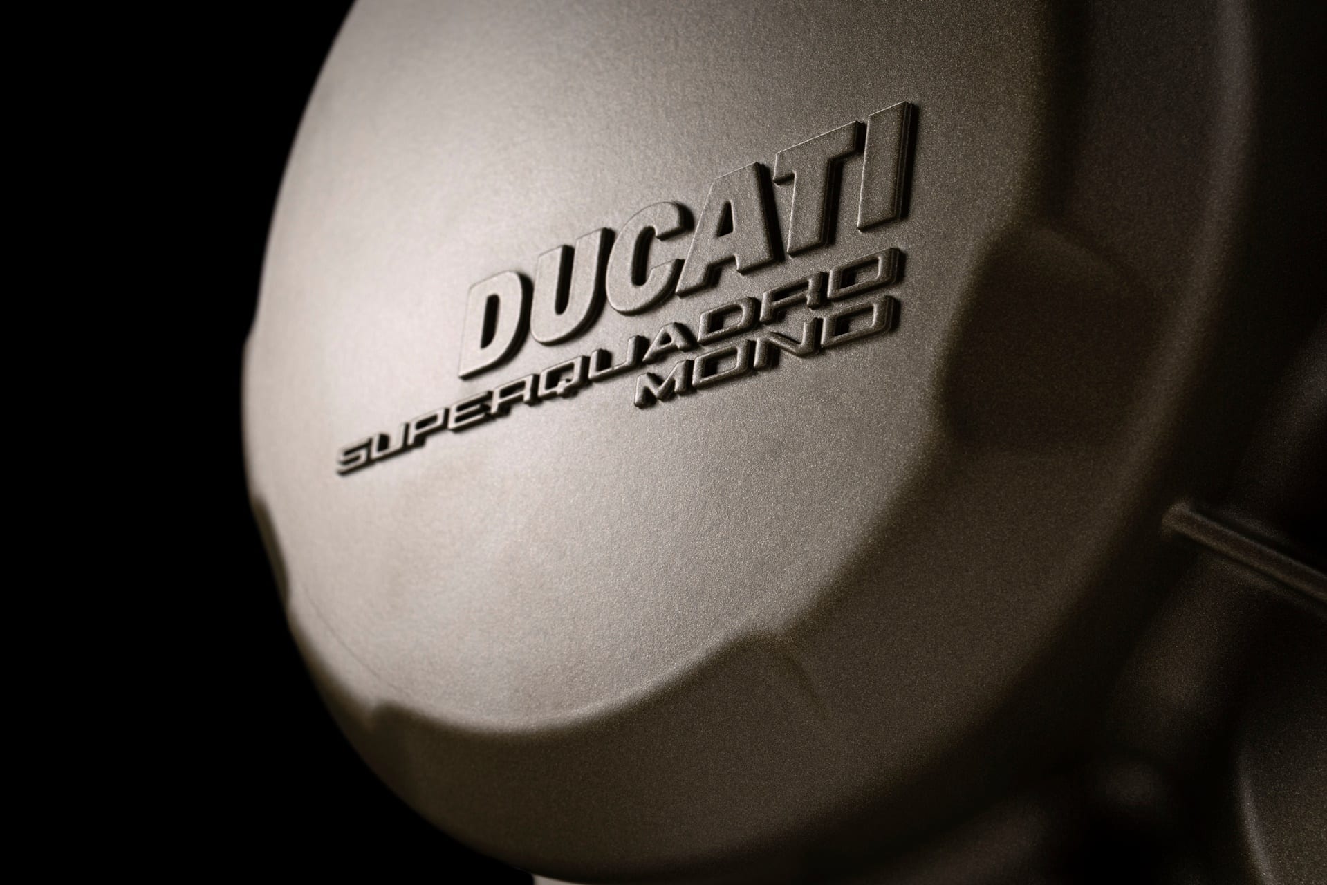 Superquadro Mono, el monocilíndrico de altas prestaciones que Ducati presentará el 6 de noviembre