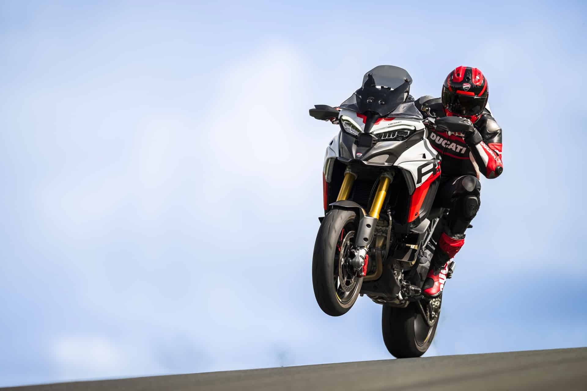 Ducati Multistrada V4 RS: Turismo prestacional "cuore sportivo"