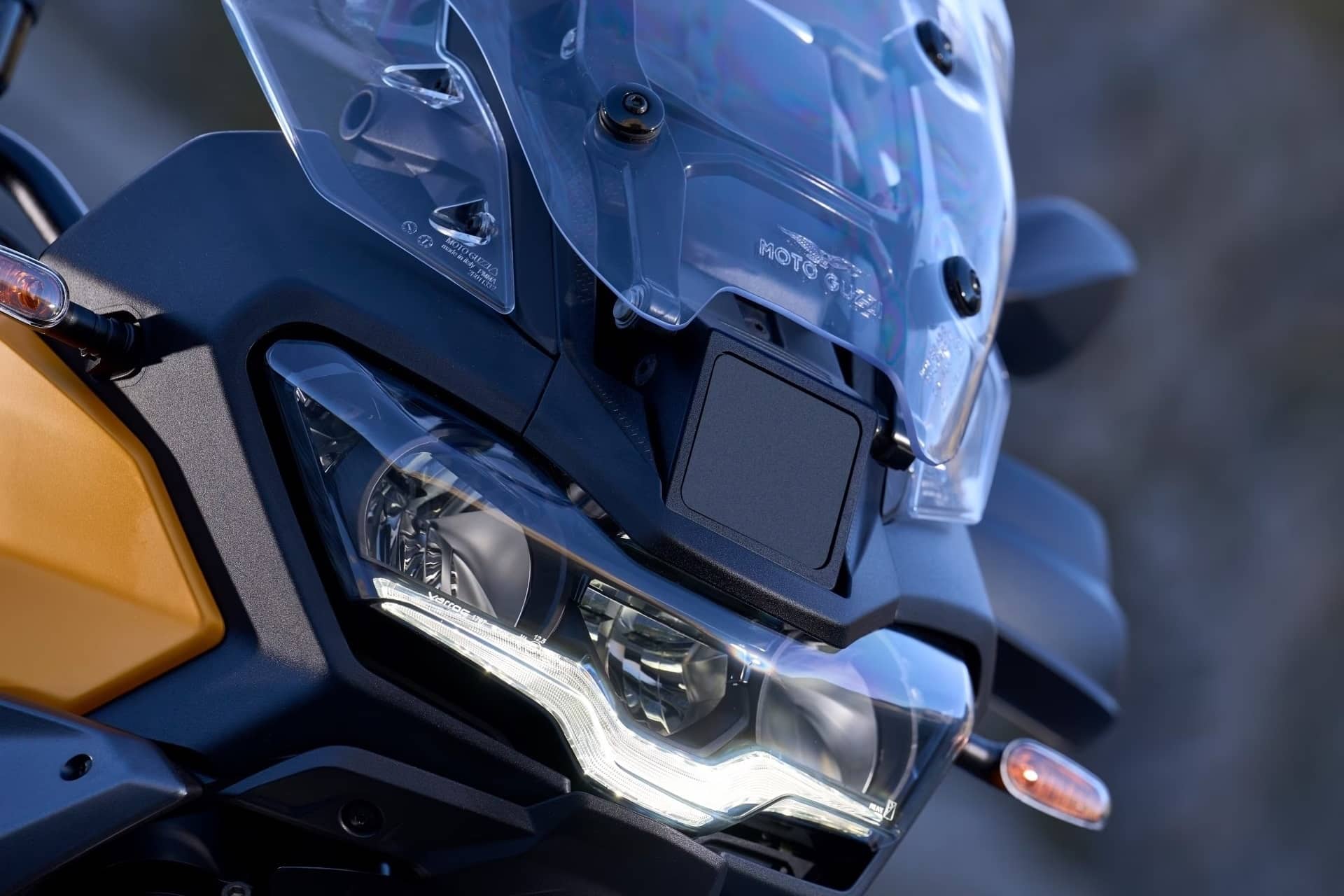 Moto Guzzi Stelvio 2024