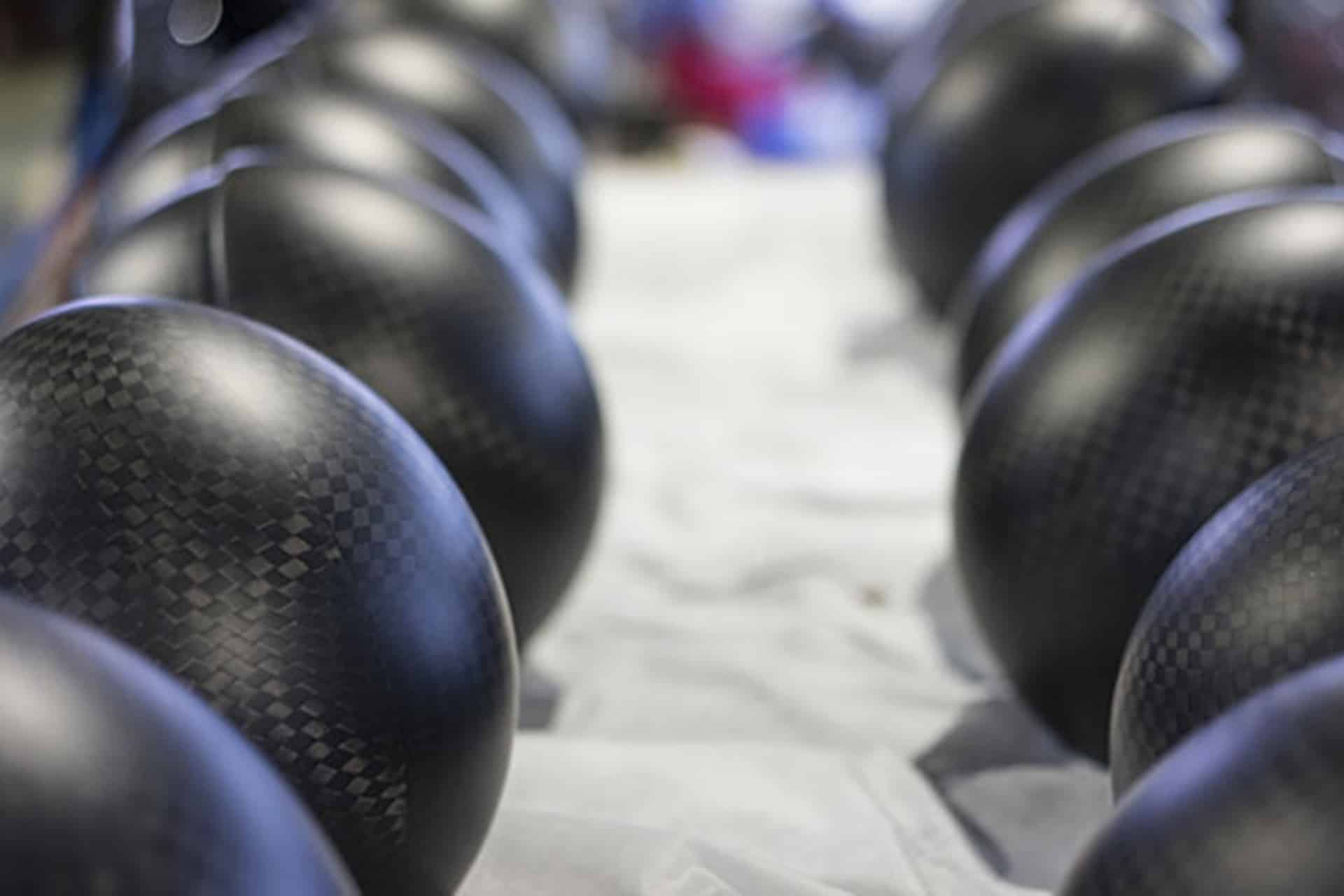 Cascos LS2 en la competición: Así es el proceso de diseño y producción