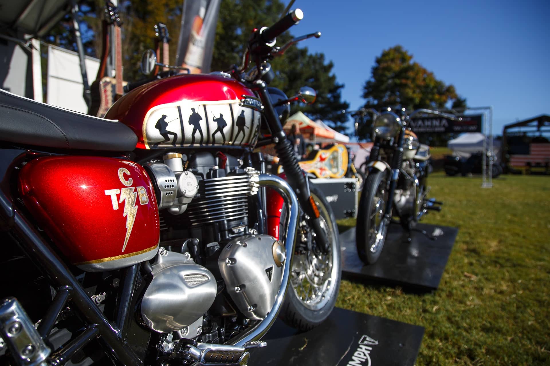 Triumph a la búsqueda de las 9 Triumph de Elvis Presley