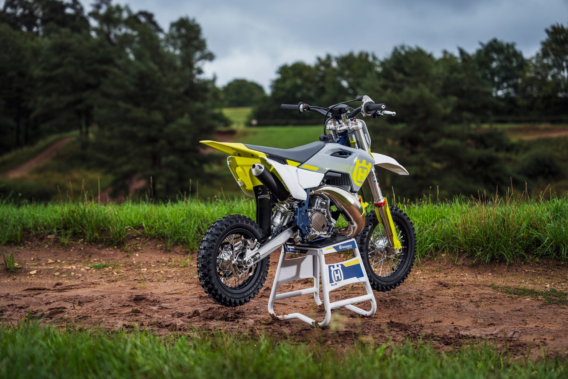 Husqvarna Motorcycles presenta su gama de minicycles 2024