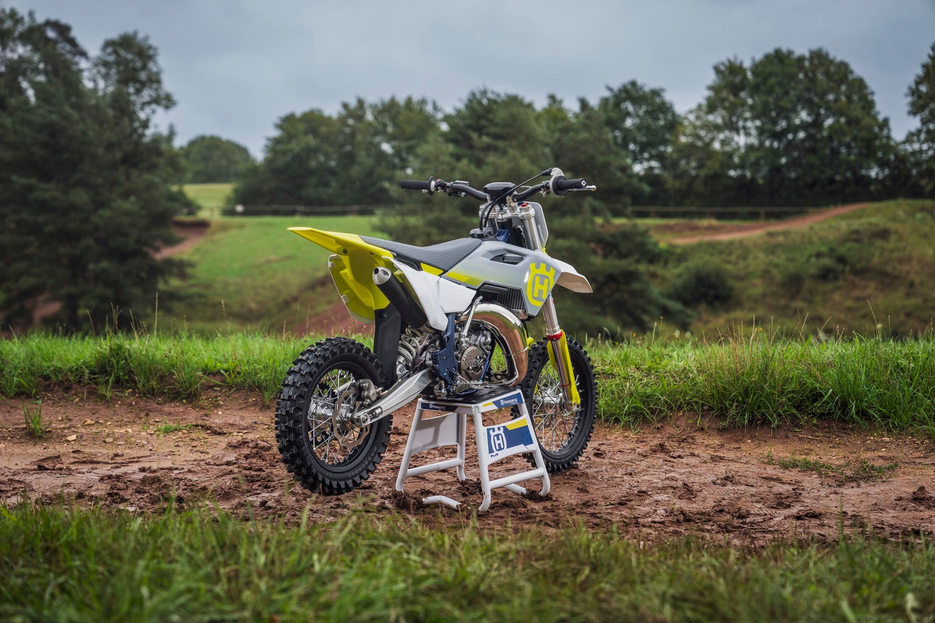 Husqvarna Motorcycles presenta su gama de minicycles 2024