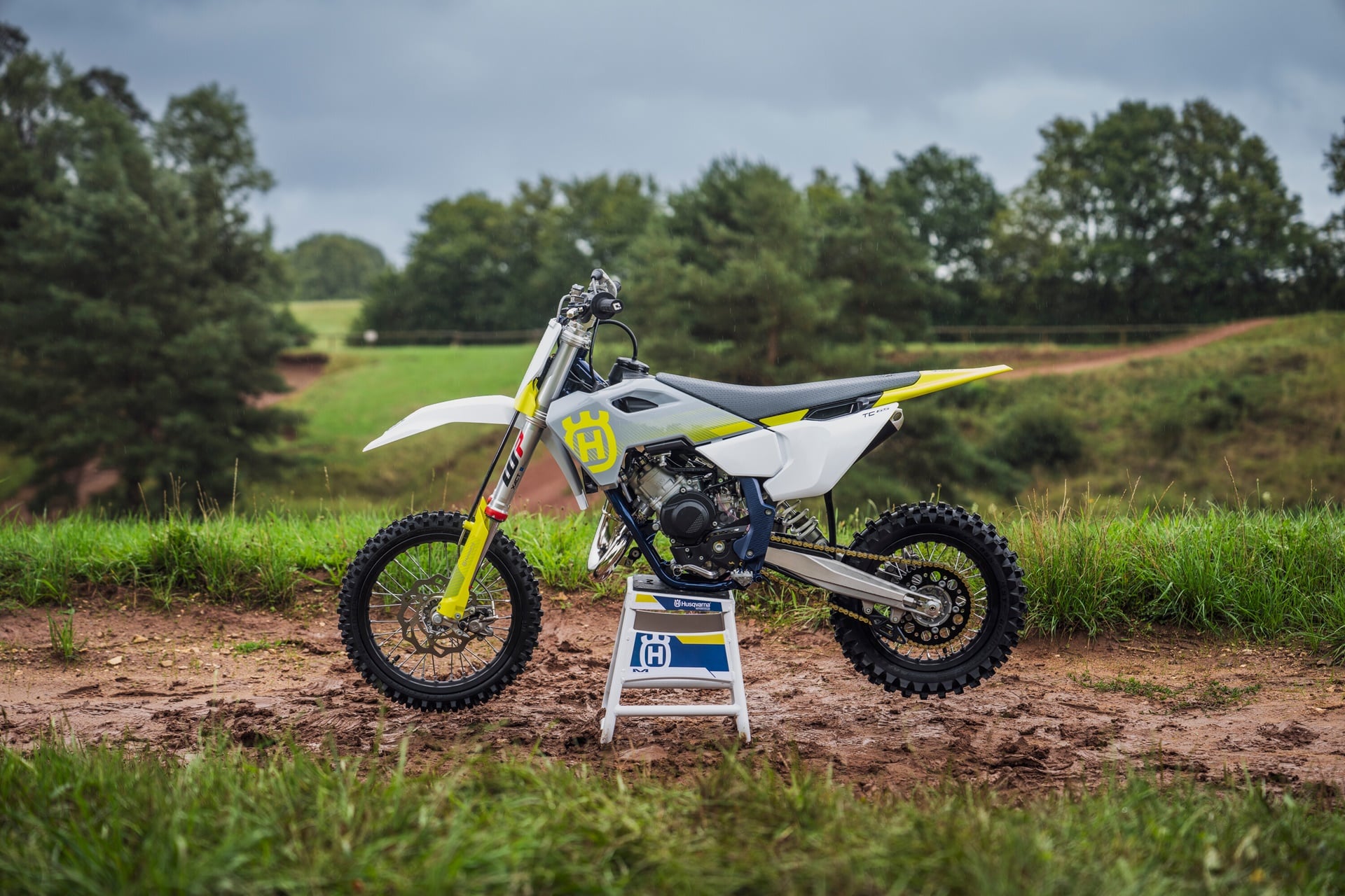 Husqvarna Motorcycles presenta su gama de minicycles 2024