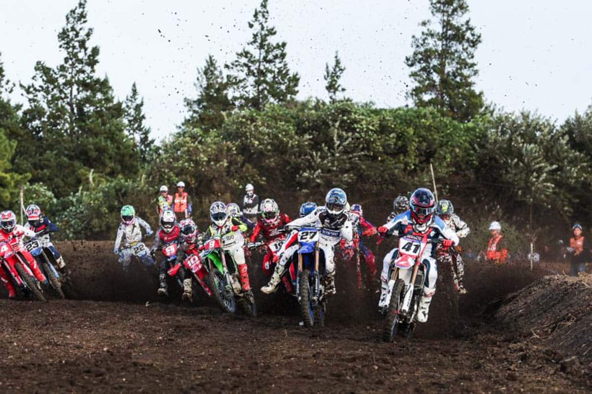 Aprovechando el par motor, Canard y la Honda lograron 2 de 3 Holeshots